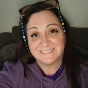 Meet your Posher, Lisa